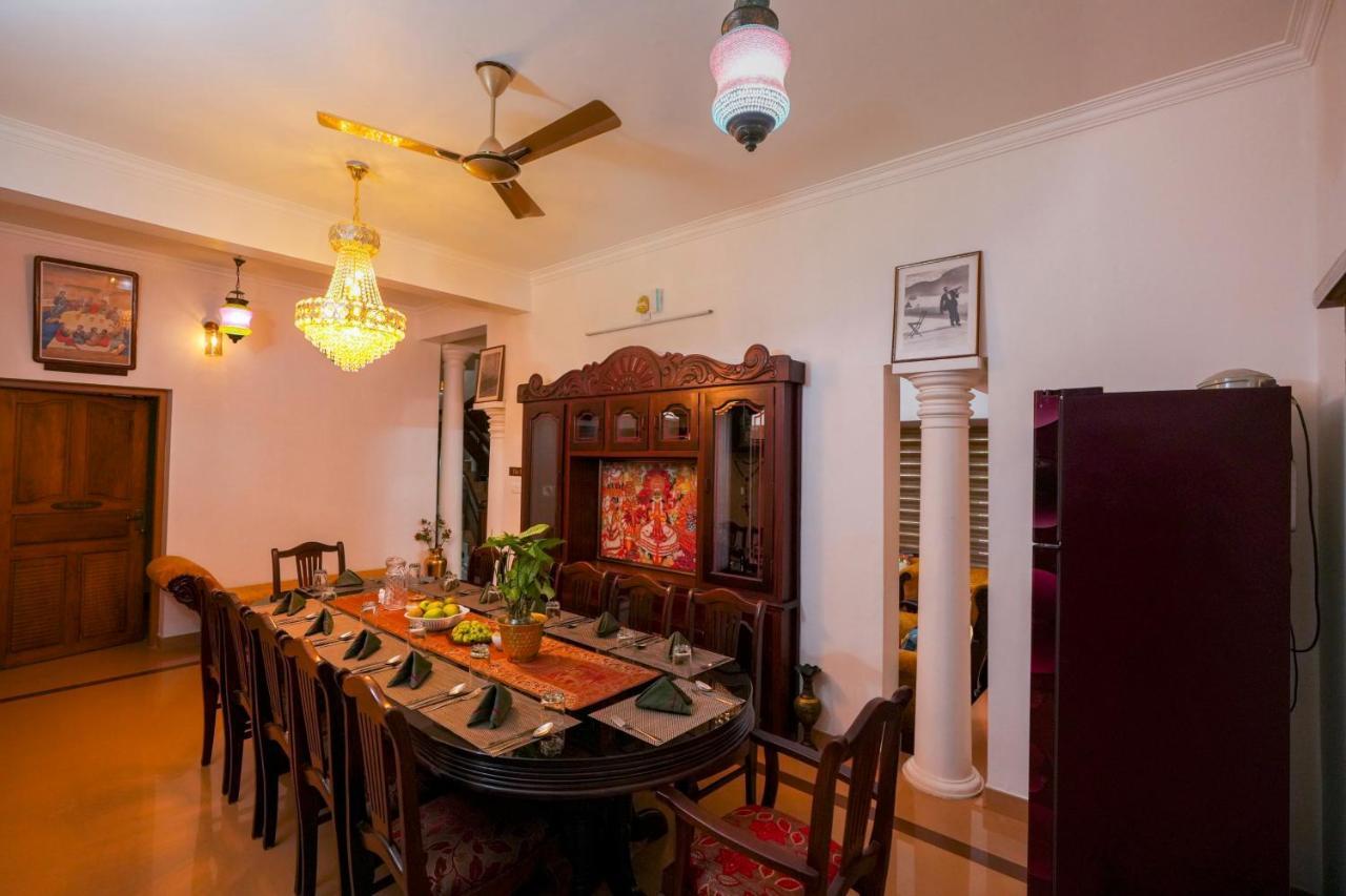 Parudeesa - Heavenly- Luxurious Palace Look-Near Cbd - Kerala - India With Breakfast Kāladi Extérieur photo