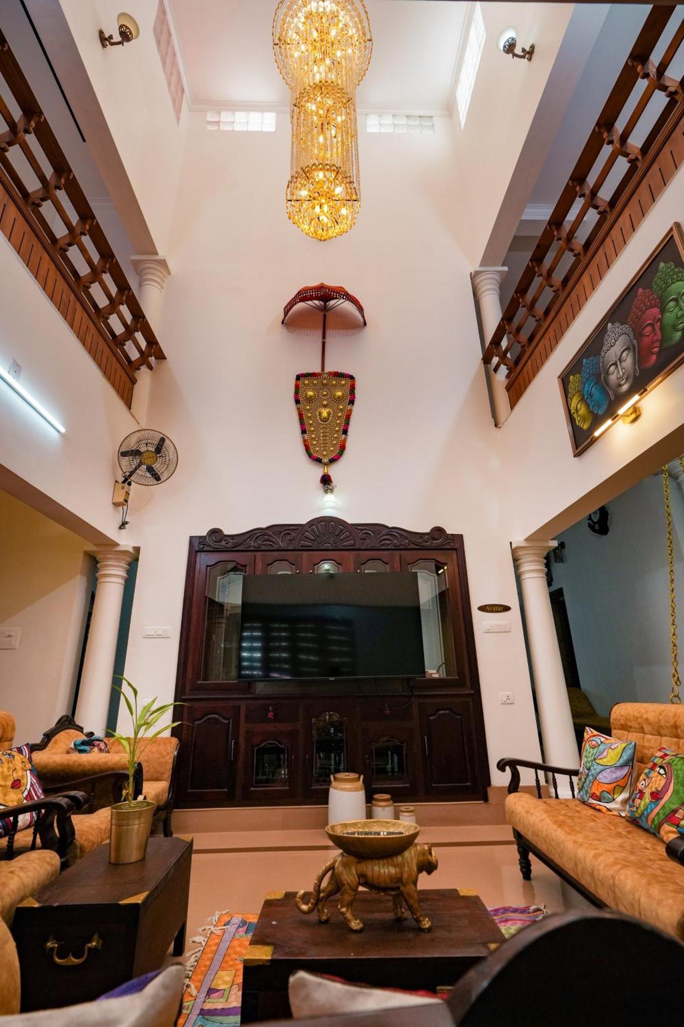 Parudeesa - Heavenly- Luxurious Palace Look-Near Cbd - Kerala - India With Breakfast Kāladi Extérieur photo